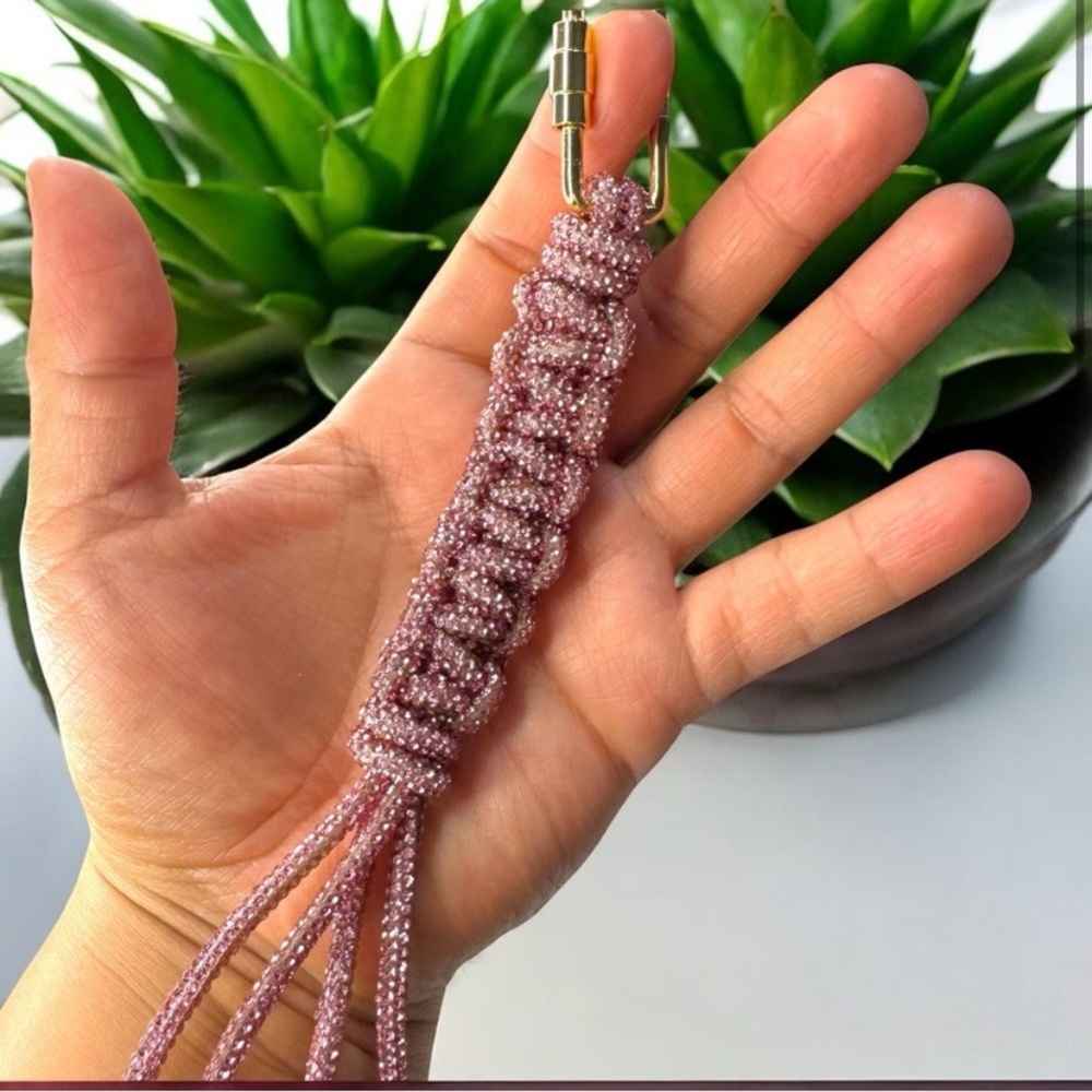 Rush Pink and Gold long Beaded braided Key Holder or bag charm new in box - Picture 2 of 6